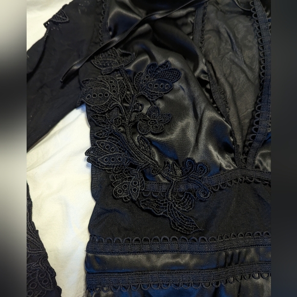 NWT For Love And Lemons Black Satin And Lace Bodysuit Sz Xs - Picture 6 of 13